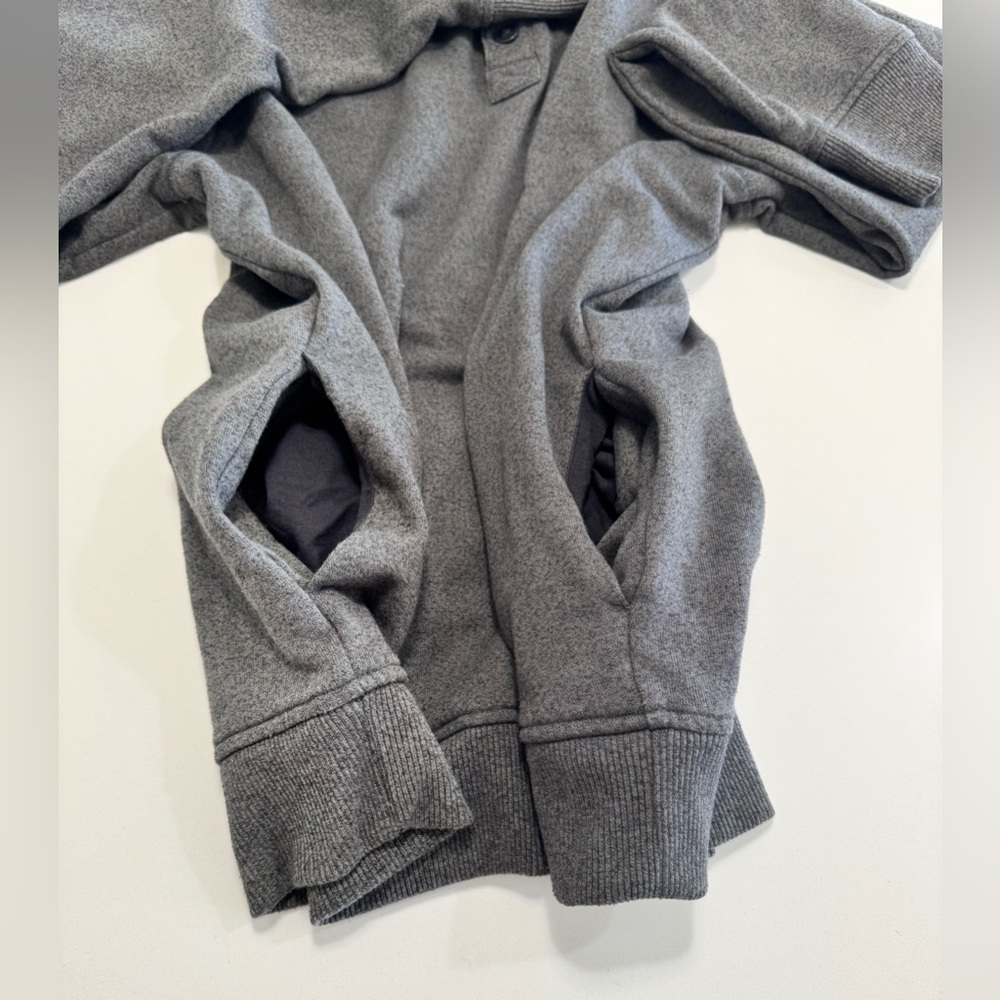 Travis Mathew Sweatshirt Mens Size Medium Gray Mock Neck Henley Pockets Golf - Picture 6 of 8